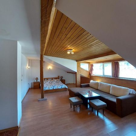 Vasi Apartments ドブリニシュテ エクステリア 写真